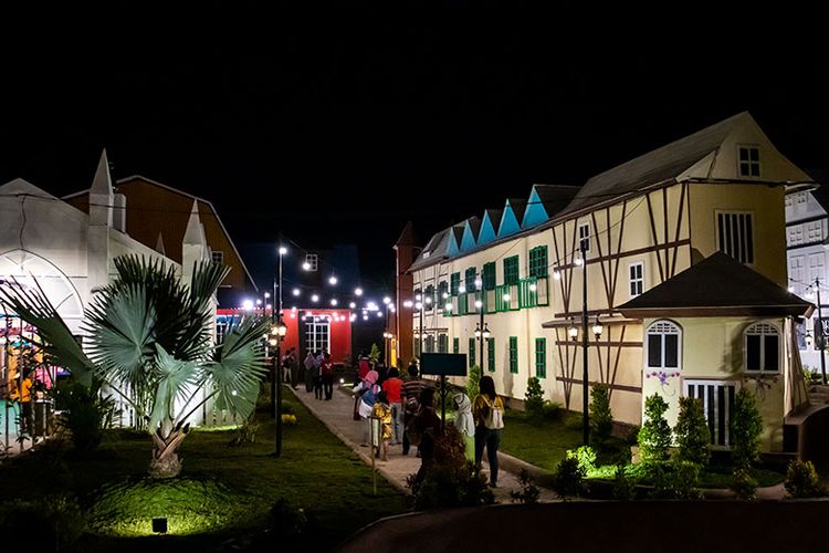 Dira Funtastic Night, Secuil Eropa Di Timur Jawa